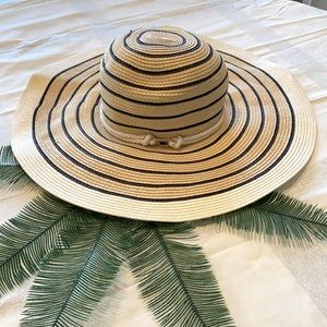 Calvin Klein Floppy Sun Hat